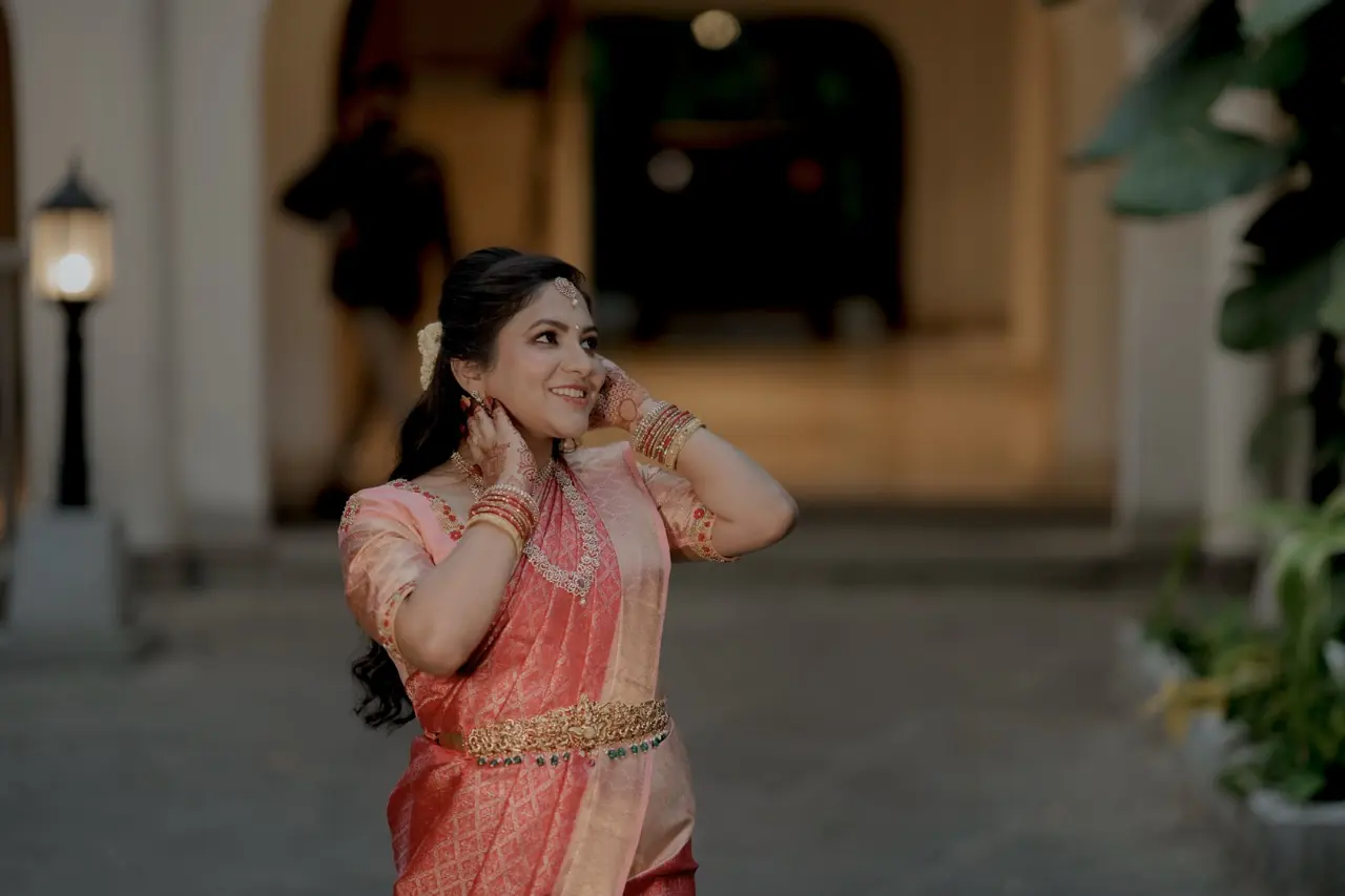 Bride in a pink saree