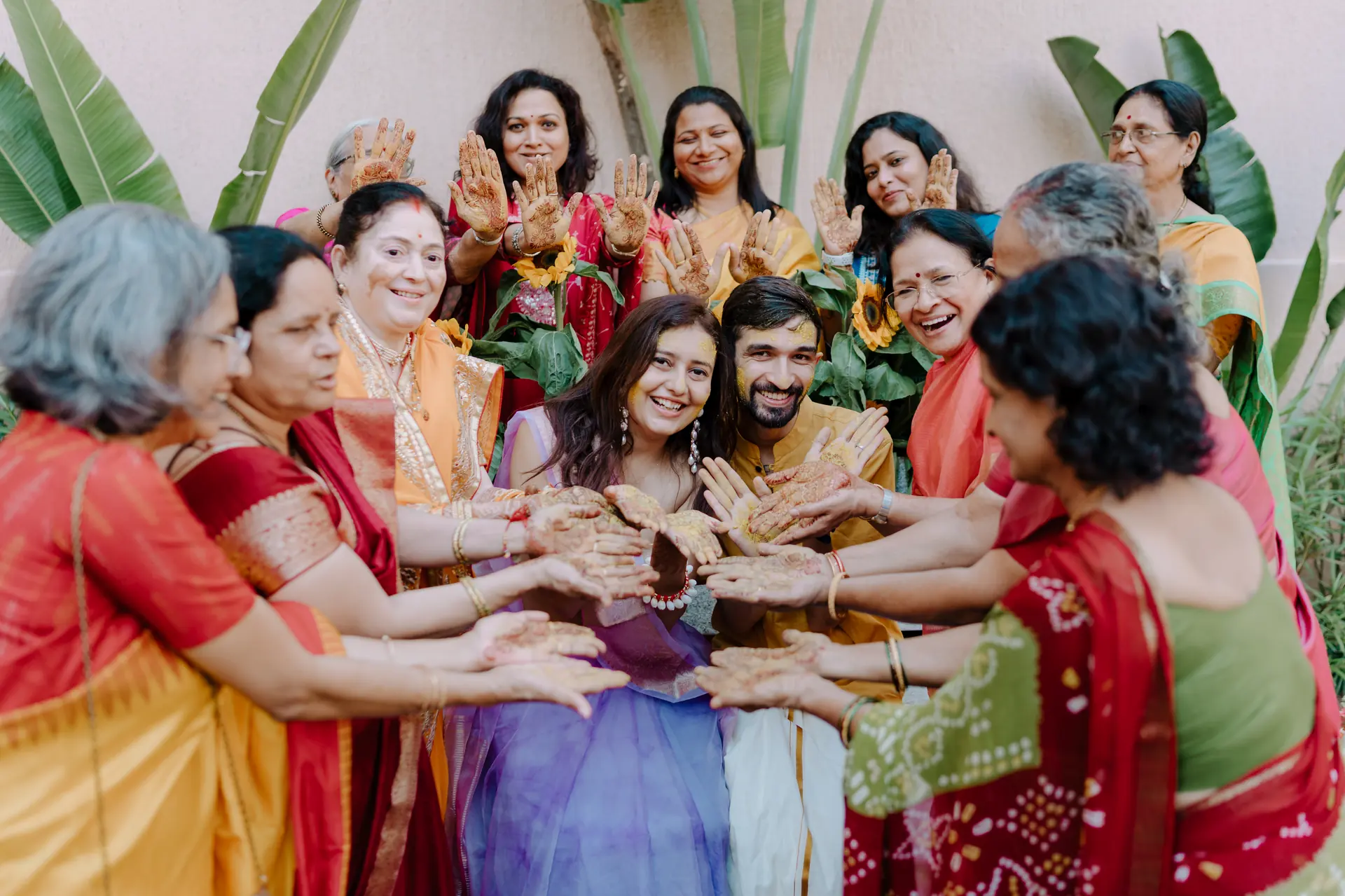 Haldi hands circle