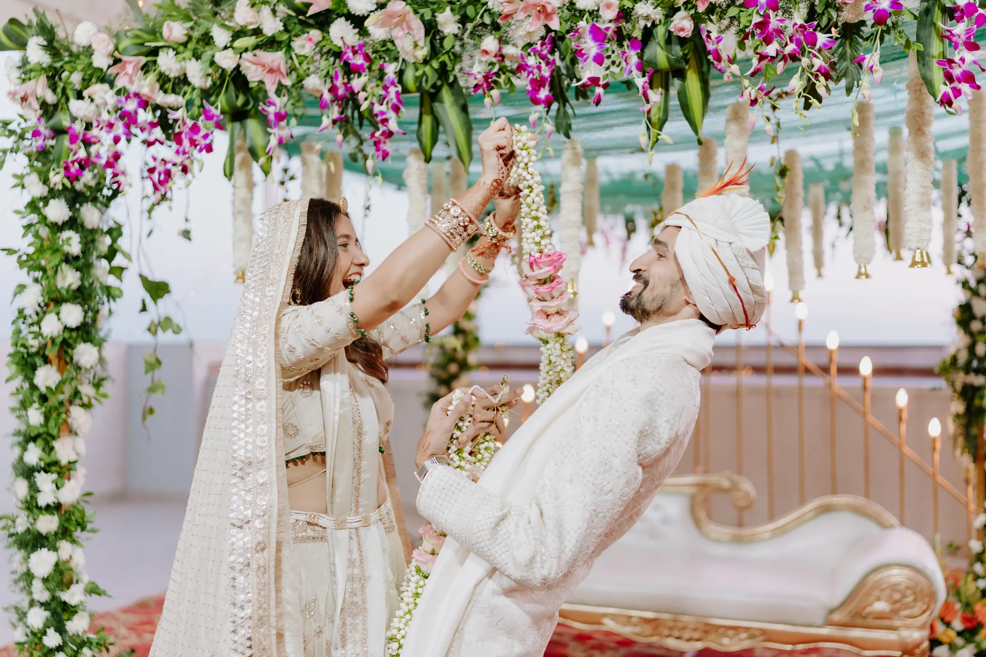 Varmala moment